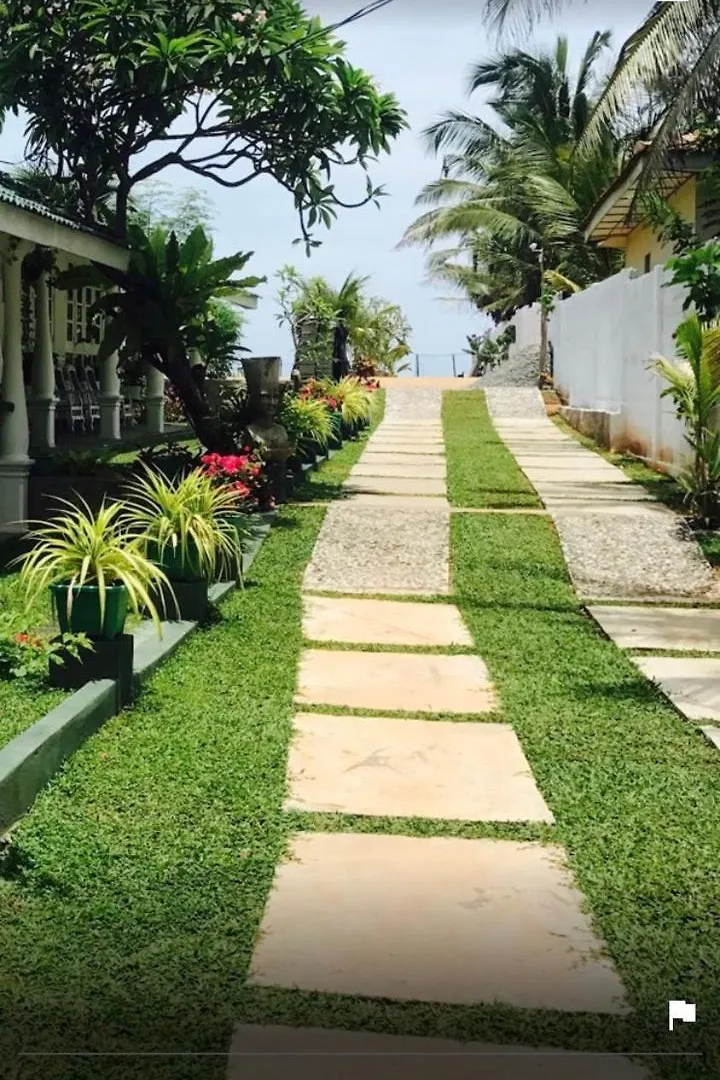 Villa Sri Beach Негомбо Шри-Ланка