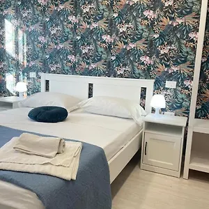 Central 128 Guest house