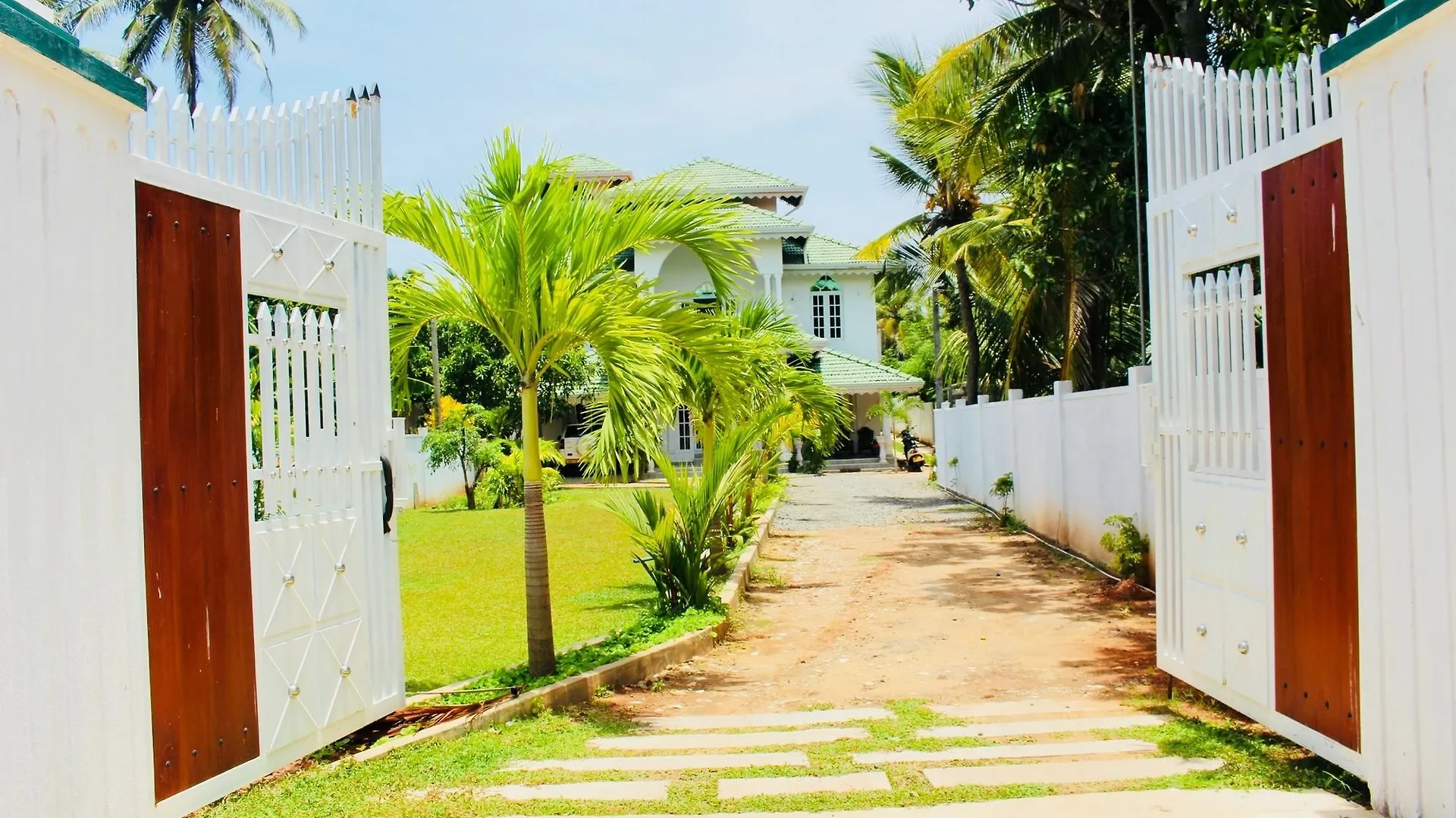 Bed & Breakfast Villa Sri Beach Negombo
